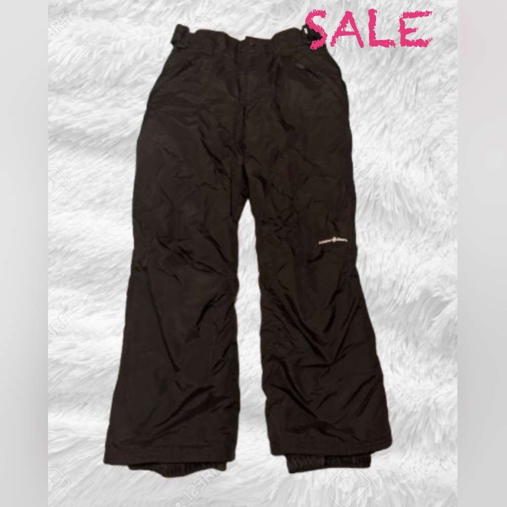 Boys Outdoor Gear snow pants, size Medium, black, great condition